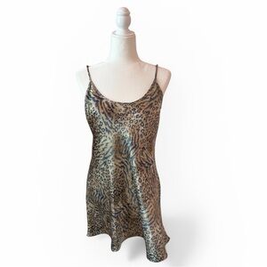 Jones New York Satin Slip Leopard Print Y2K Size Large